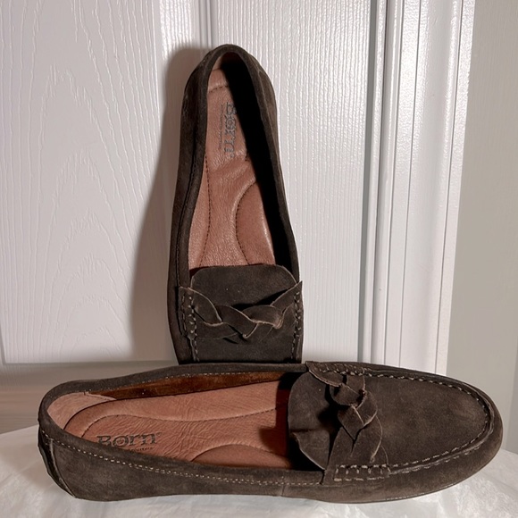 Born Shoes - Born brown suede driving moccasins size 6